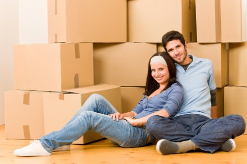 Moving team planning access for a Holland Park apartment move